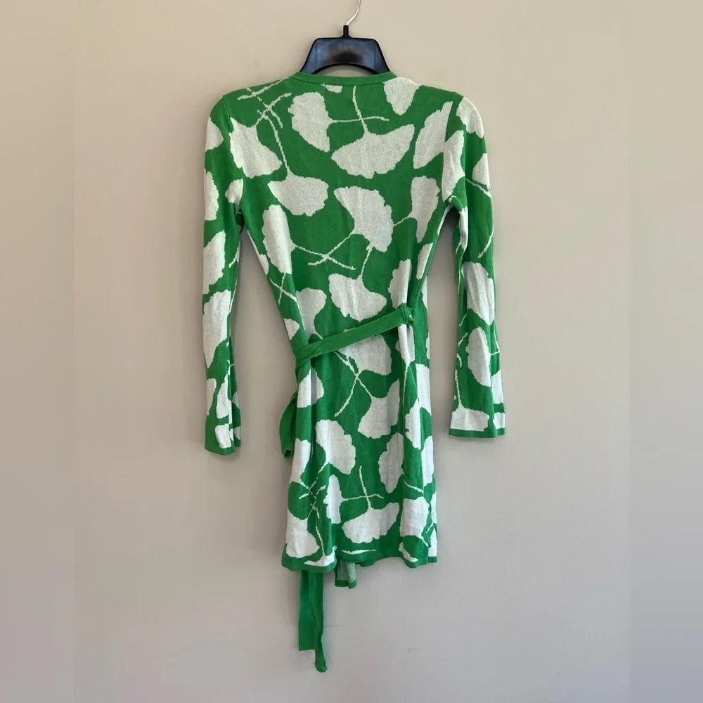 Diane von Furstenburg x Target V-Neck Ginkgo Green Sweater Wrap Top Dress, XXS